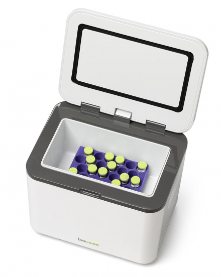 BioT Carrier - Messe-Ausstellungsst�ck